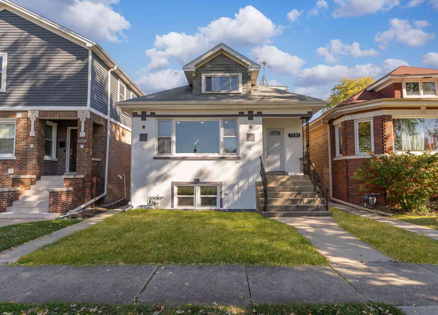 7732 W Sunset Drive, Elmwood Park, Illinois image 3