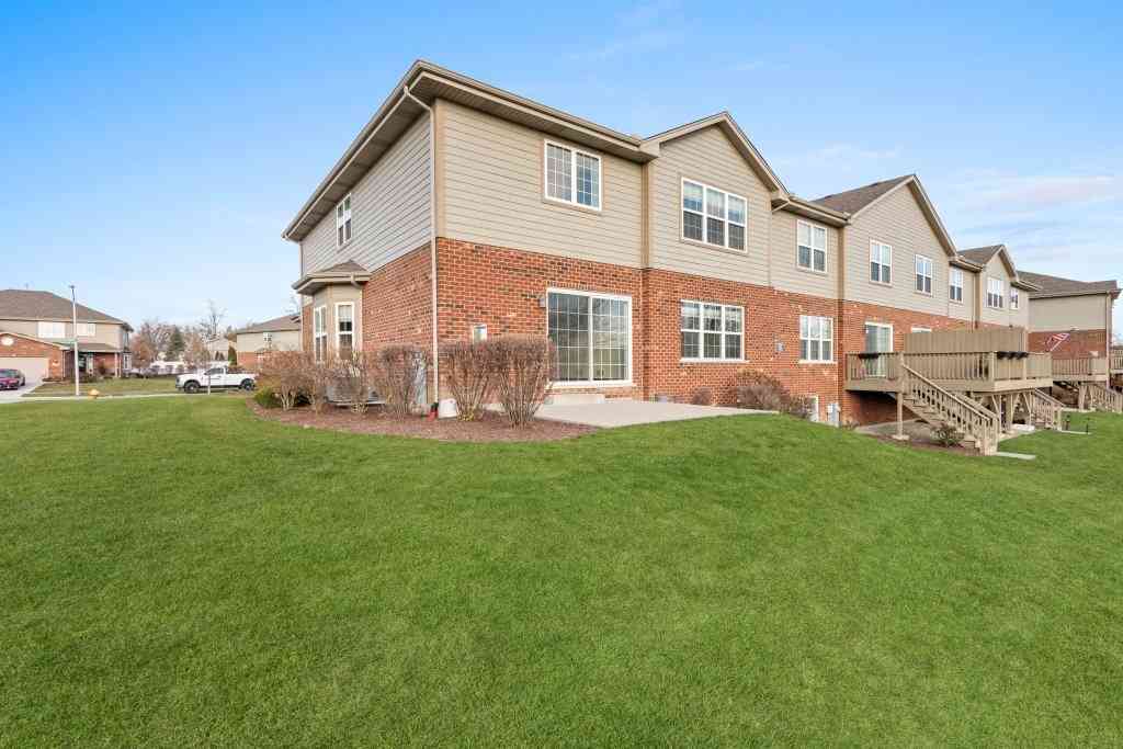 9351 Parkwood Lane, Tinley Park, Illinois image 31