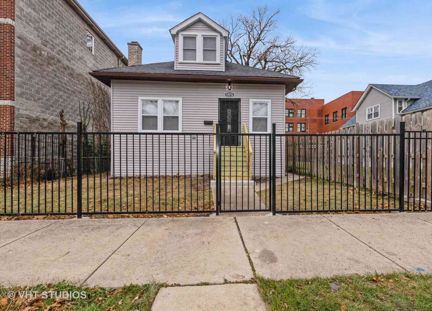 10052 S Lowe Avenue, Chicago, Illinois image 1