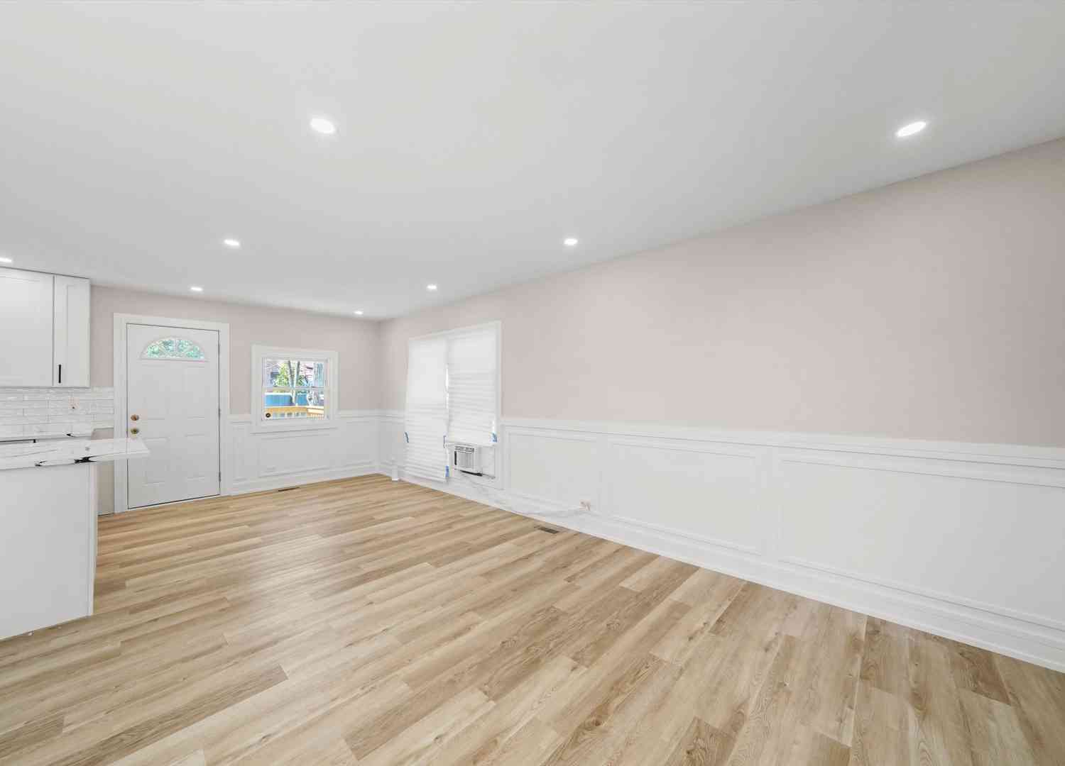 7966 S Ridgeland Avenue, Chicago, Illinois image 3