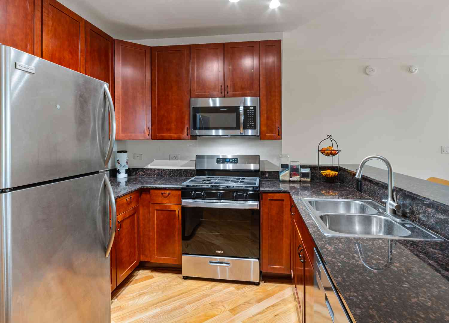 3550 W Montrose Avenue #505, Chicago, Illinois image 8