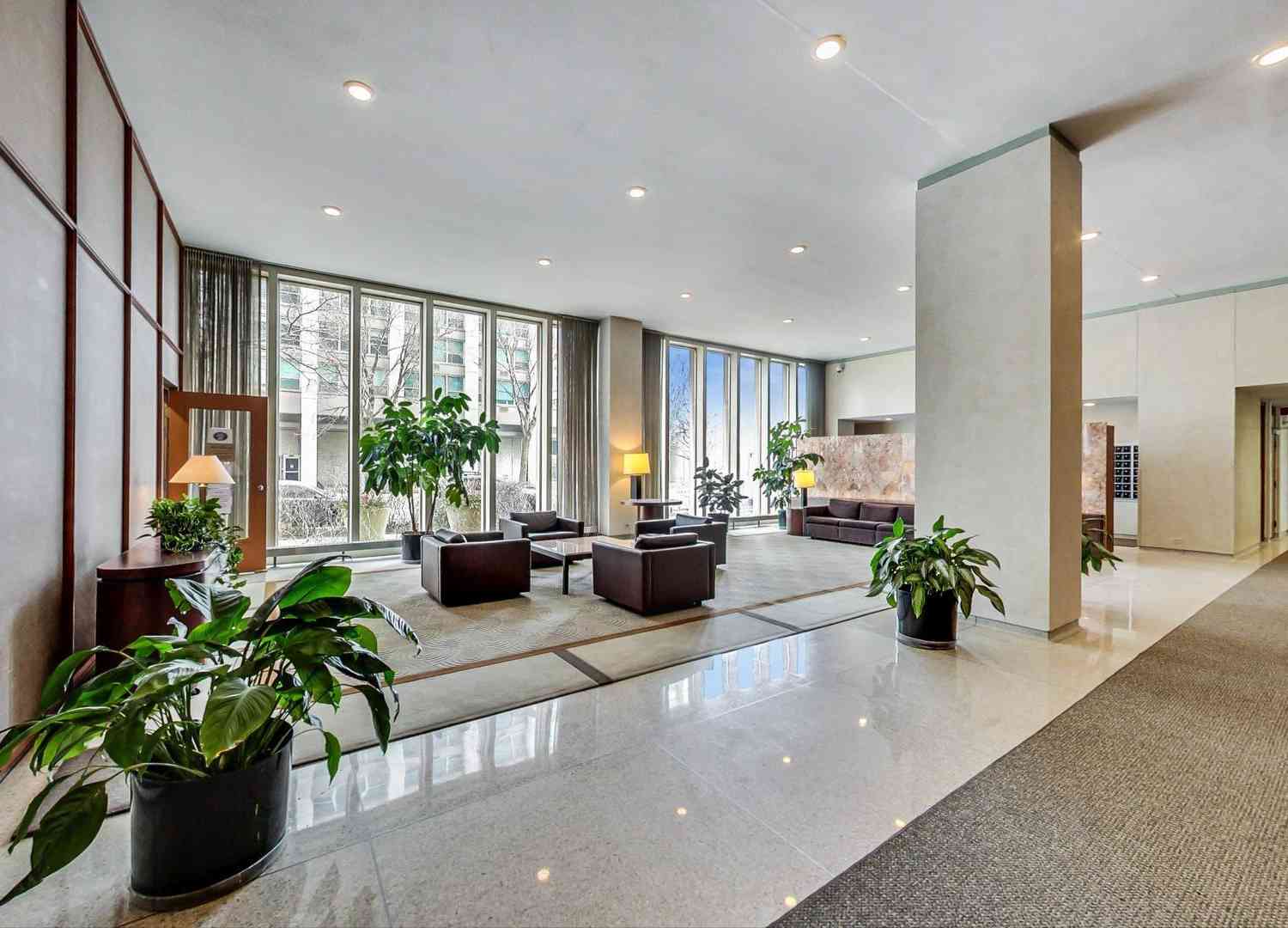 3550 N Lake Shore Drive #1013, Chicago, Illinois image 3