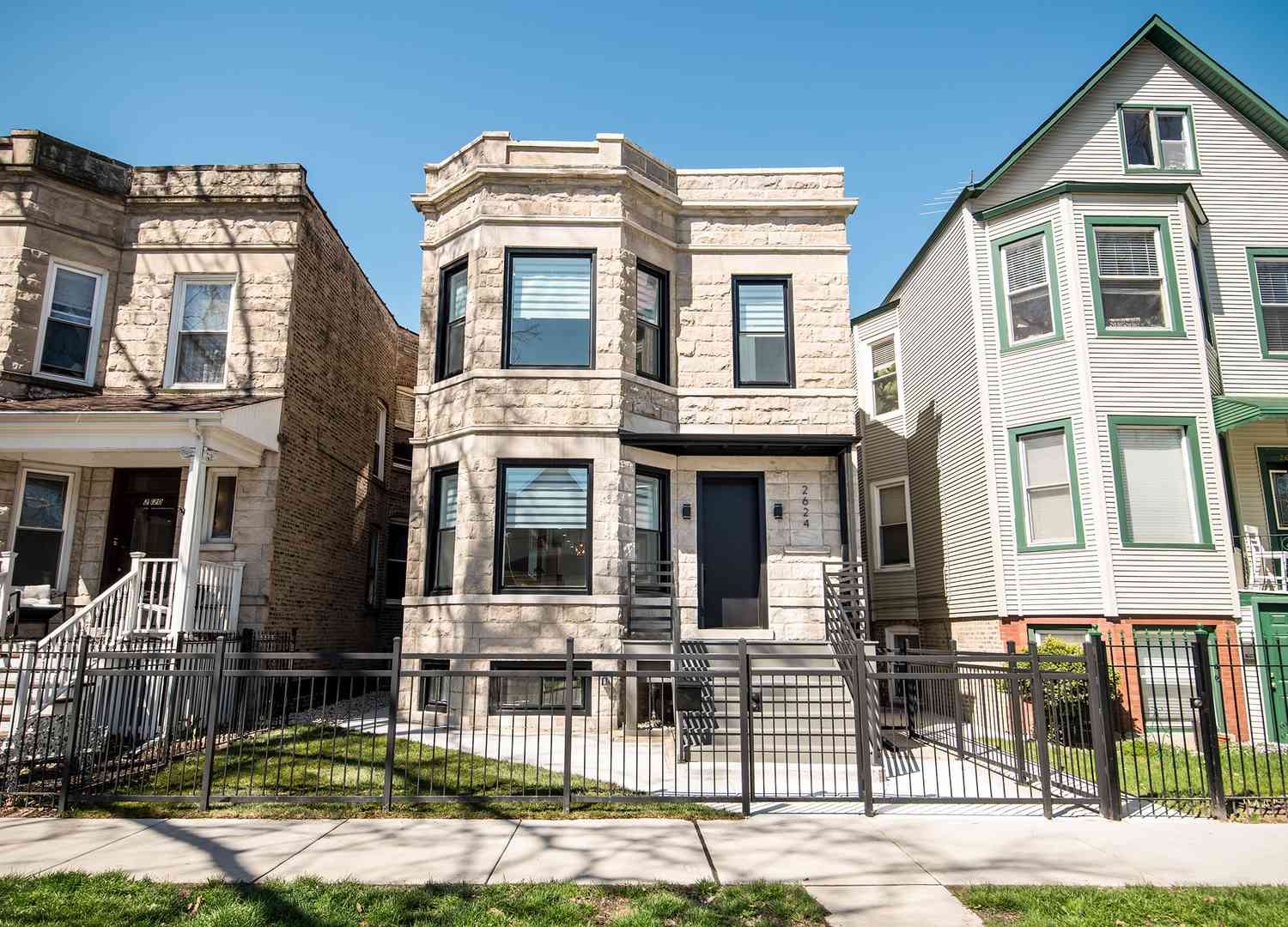 2624 N Monticello Avenue, Chicago, Illinois image 1