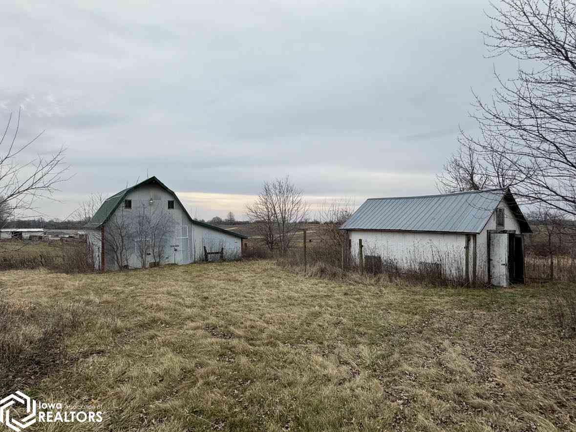 23823 Dewey Road, Centerville, Iowa image 17