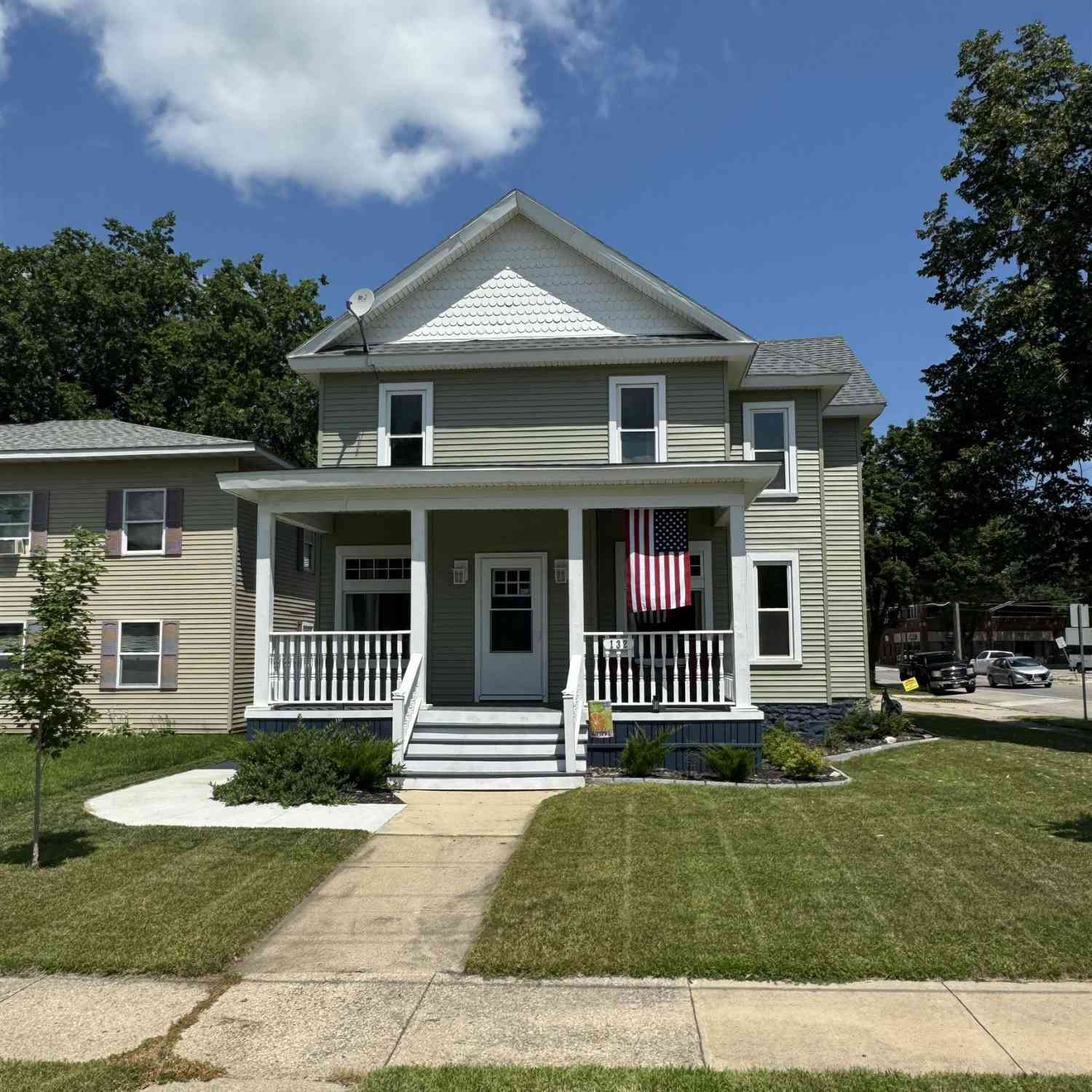 132 2nd Street, Mason City, Iowa image 1