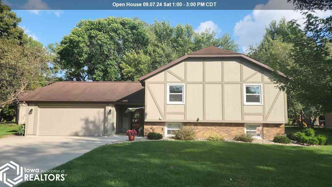 1815 Springview Drive, Mason City, Iowa image 1