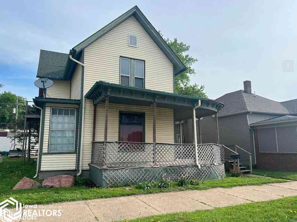 511 W Adams Street, Creston, Iowa image 2