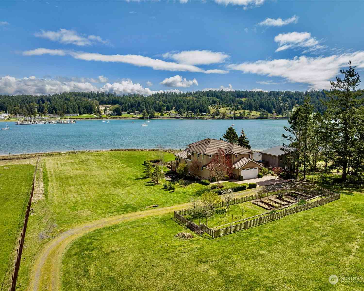 1898 A Bayshore Road, Lopez Island, Washington image 2