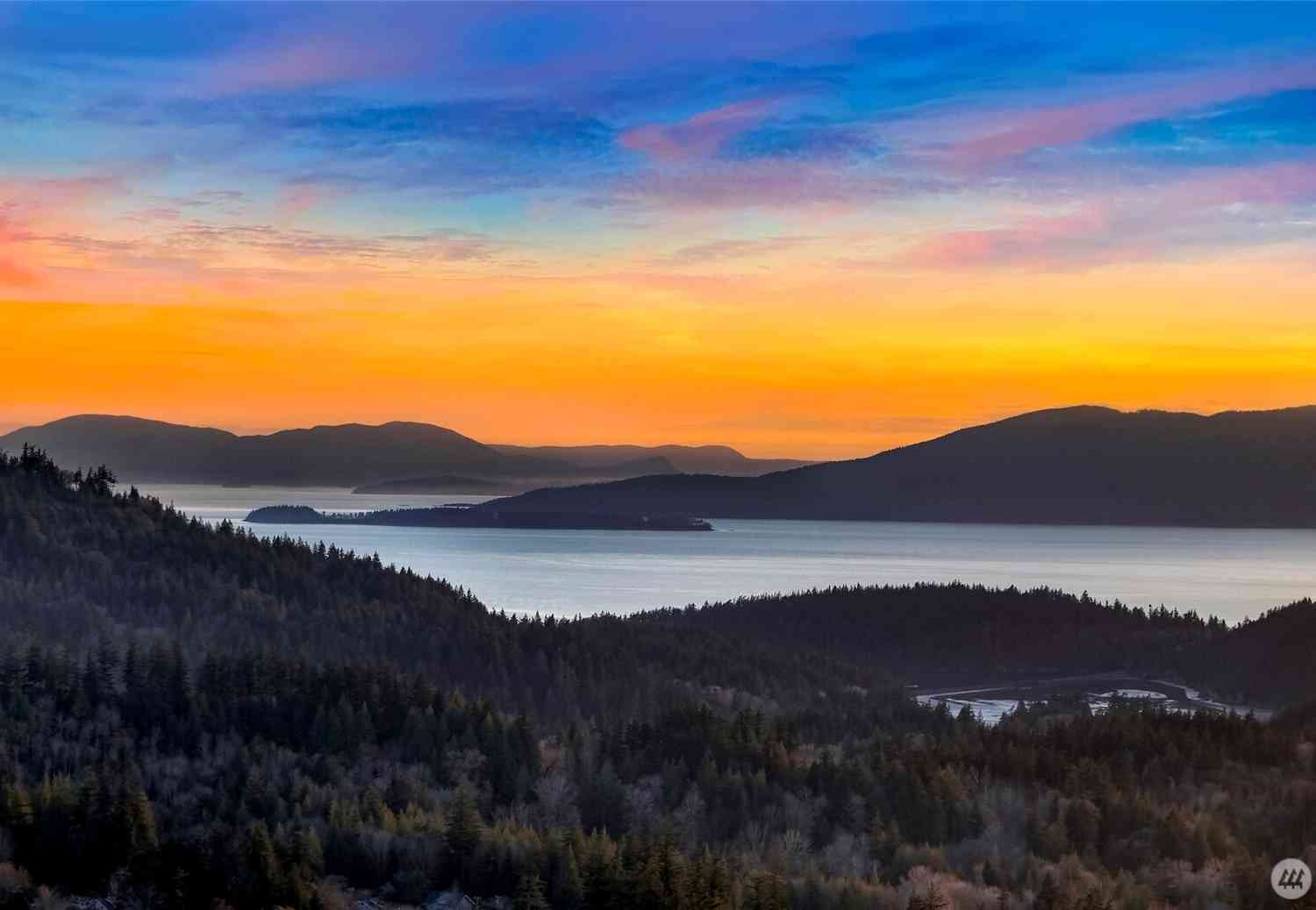 4334 Samish Crest Drive, Bellingham, Washington image 30