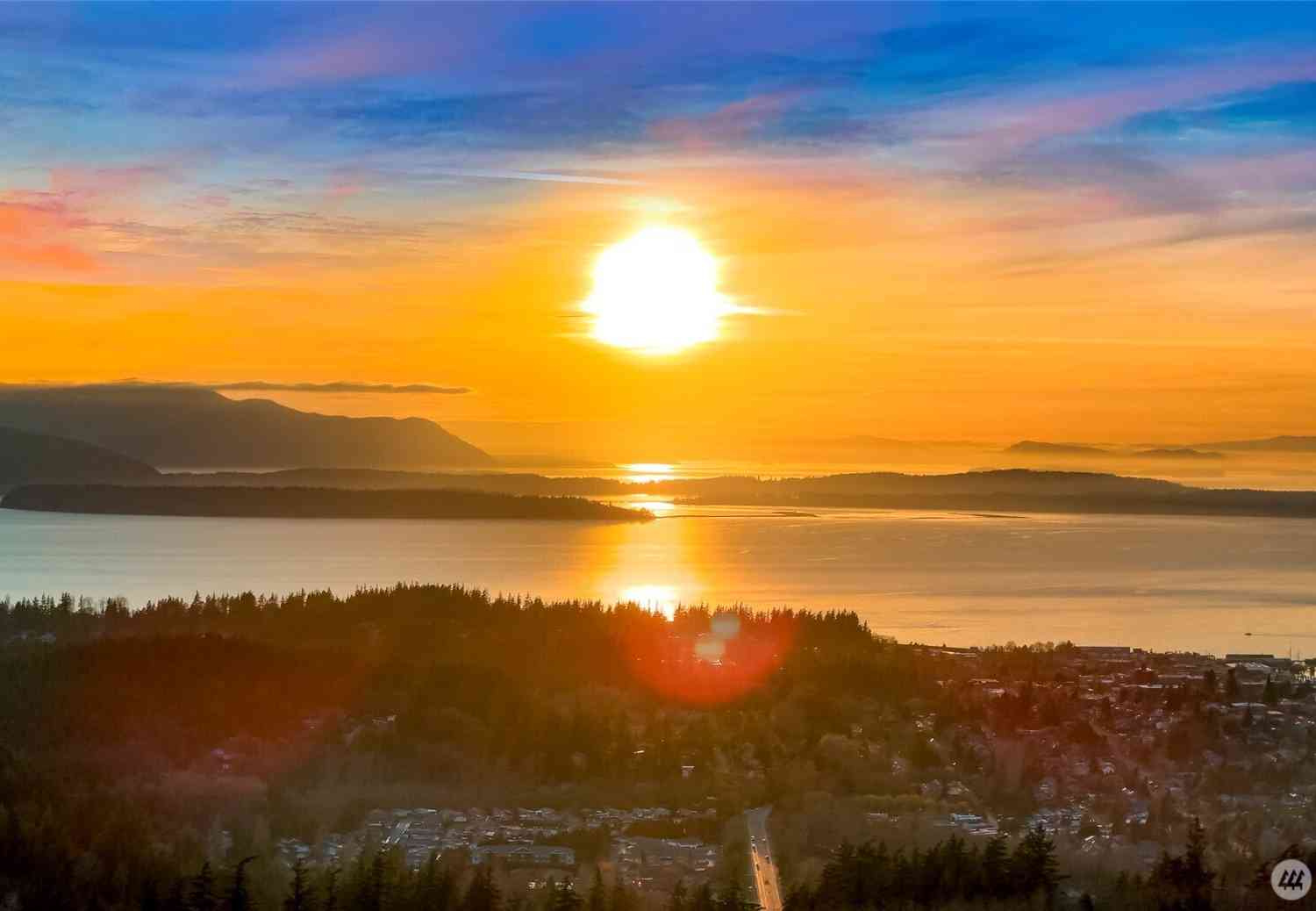4334 Samish Crest Drive, Bellingham, Washington image 29