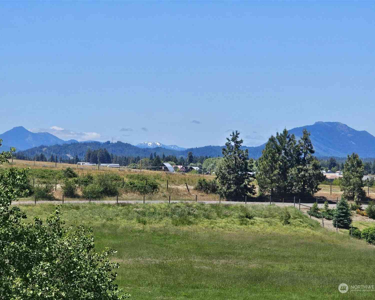 2 Iron Mountain Road, Cle Elum, Washington image 2