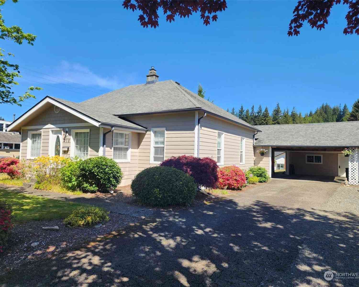 318 W Kamilche Avenue, Montesano, Washington image 1