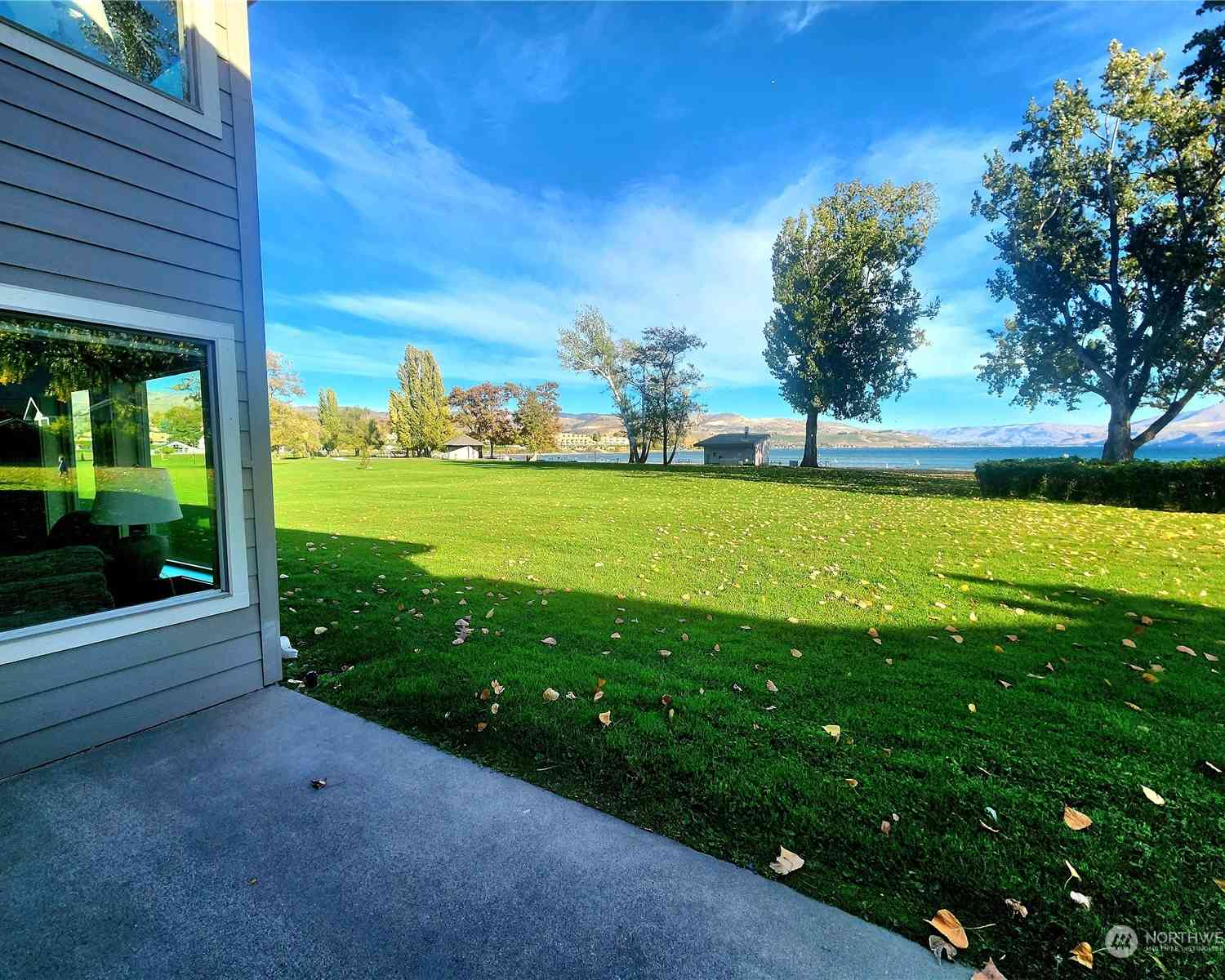 1 Beach 534-e, Manson, Washington image 2