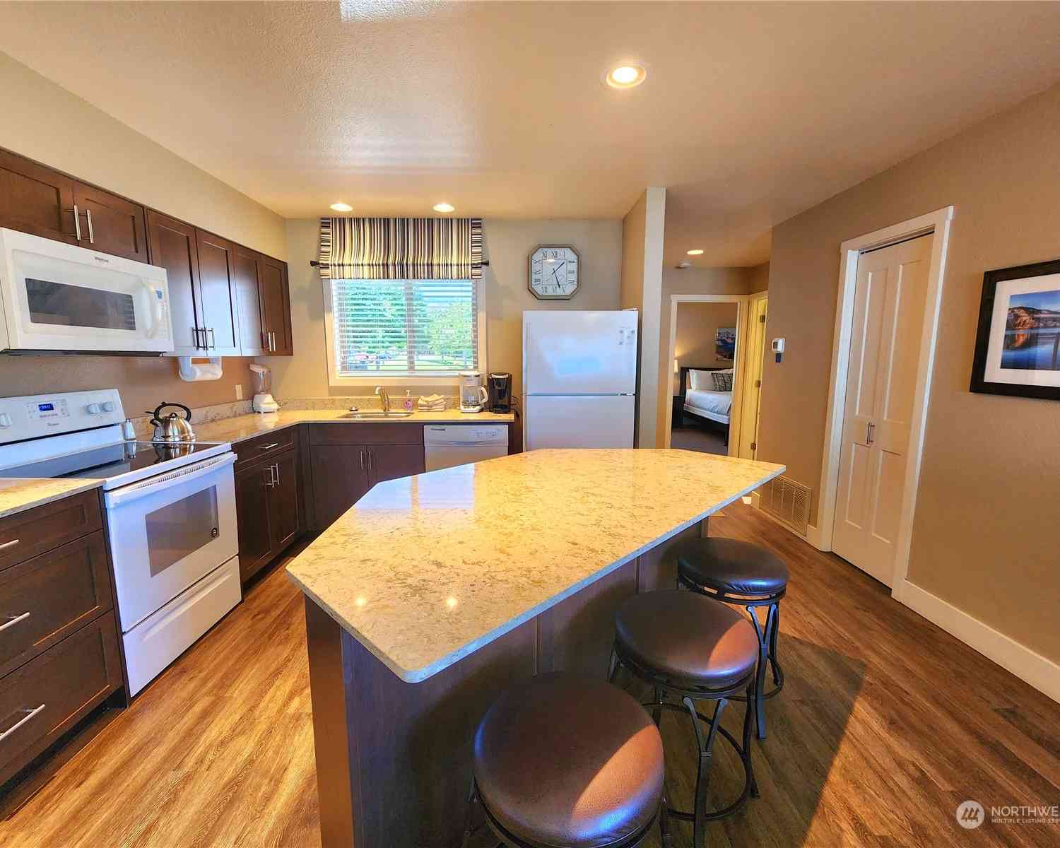 1 Beach 534-e, Manson, Washington image 9
