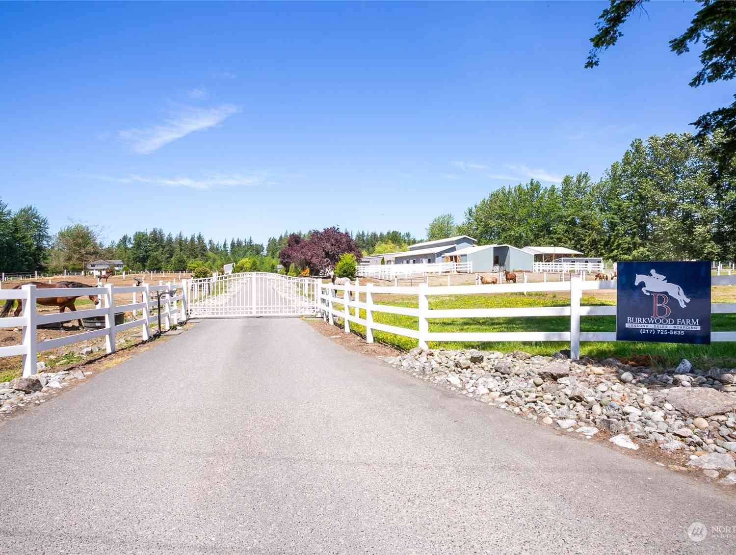 2176 Burk Road, Blaine, Washington image 2