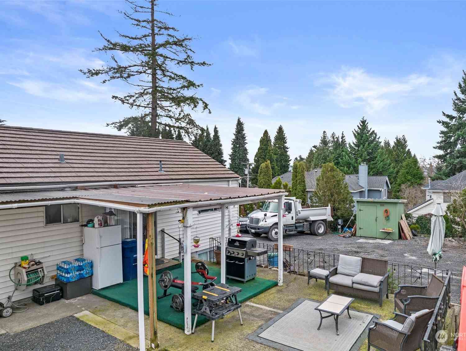 2416 NE 16th Street, Renton, Washington image 37