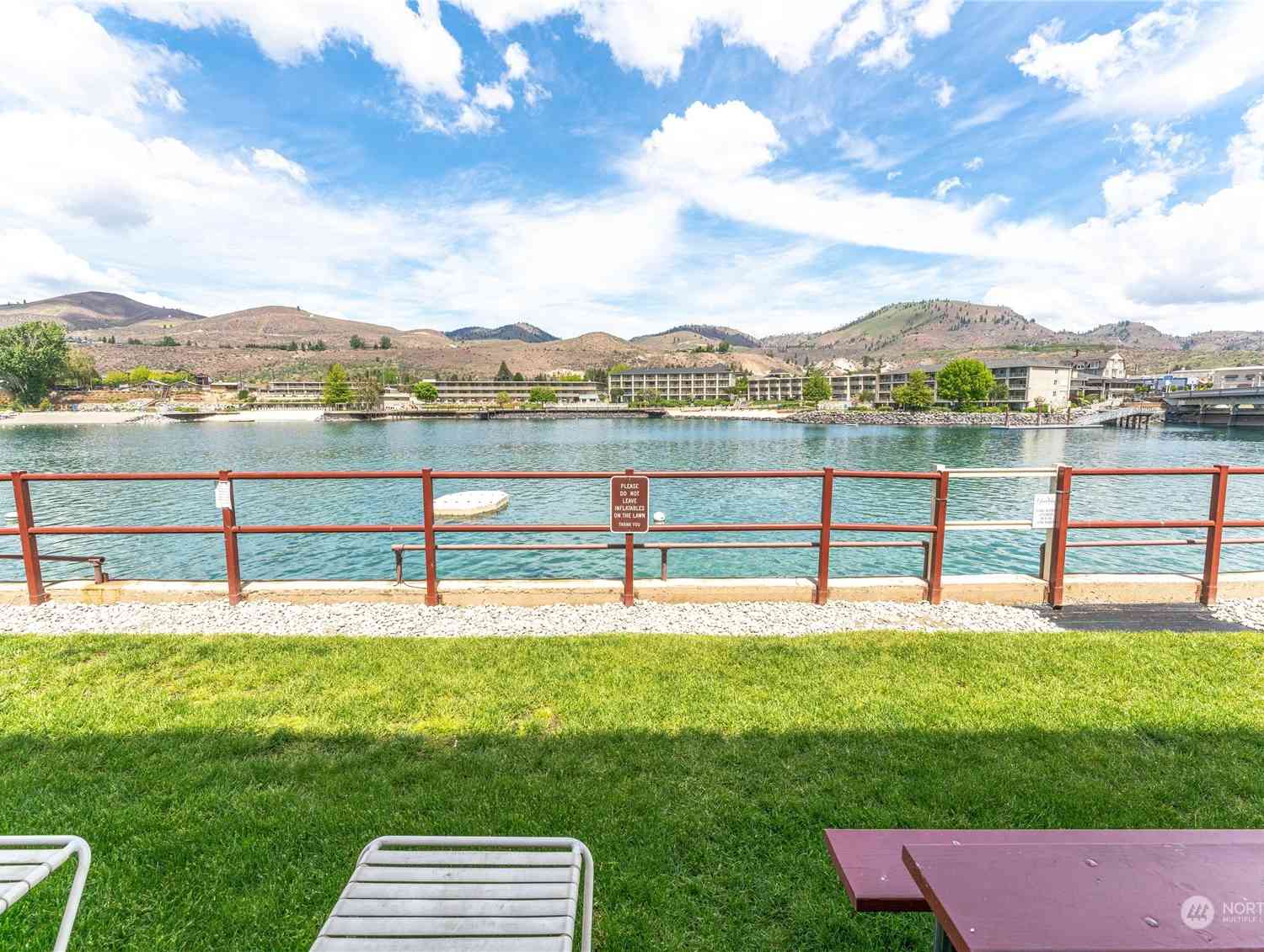 322 W Woodin Avenue #613, Chelan, Washington image 6