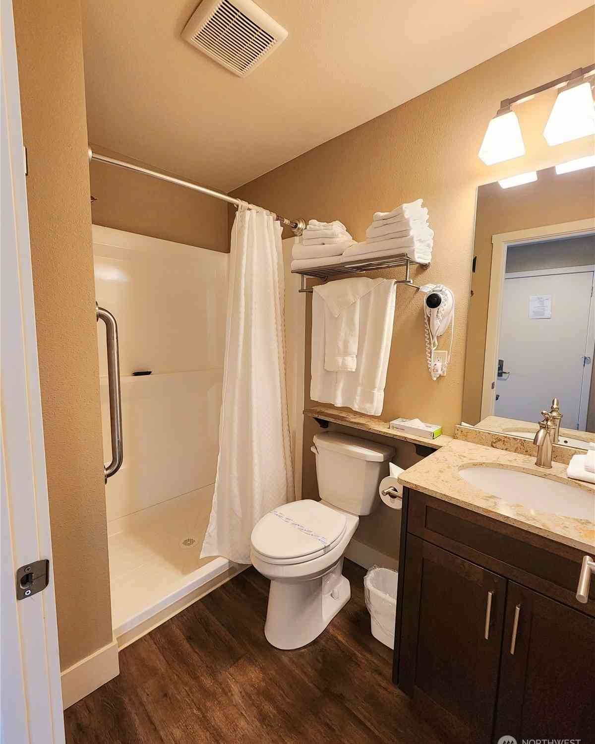 1 Beach 564-a, Manson, Washington image 14