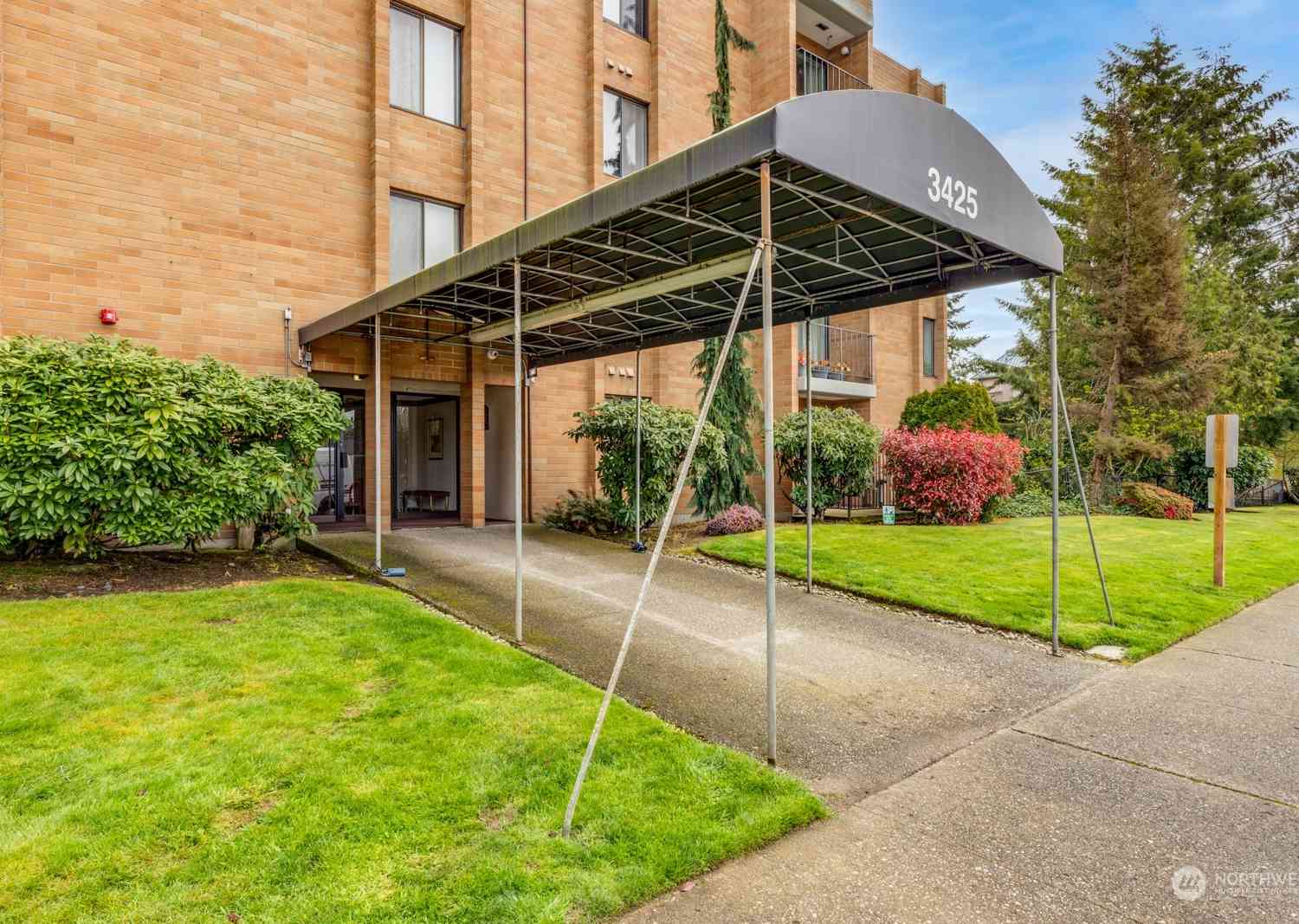 3425 Colby Avenue #604, Everett, Washington image 2