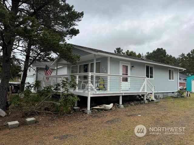 616 S Surf Street, Westport, Washington image 1