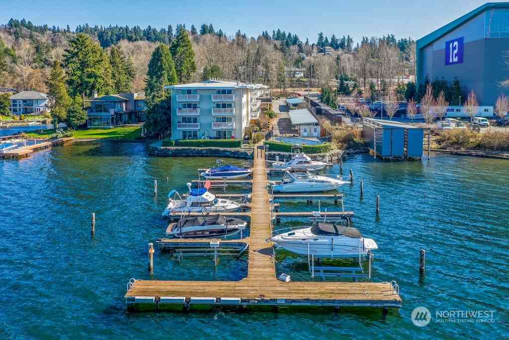 5021 Ripley Lane #102, Renton, Washington image 1