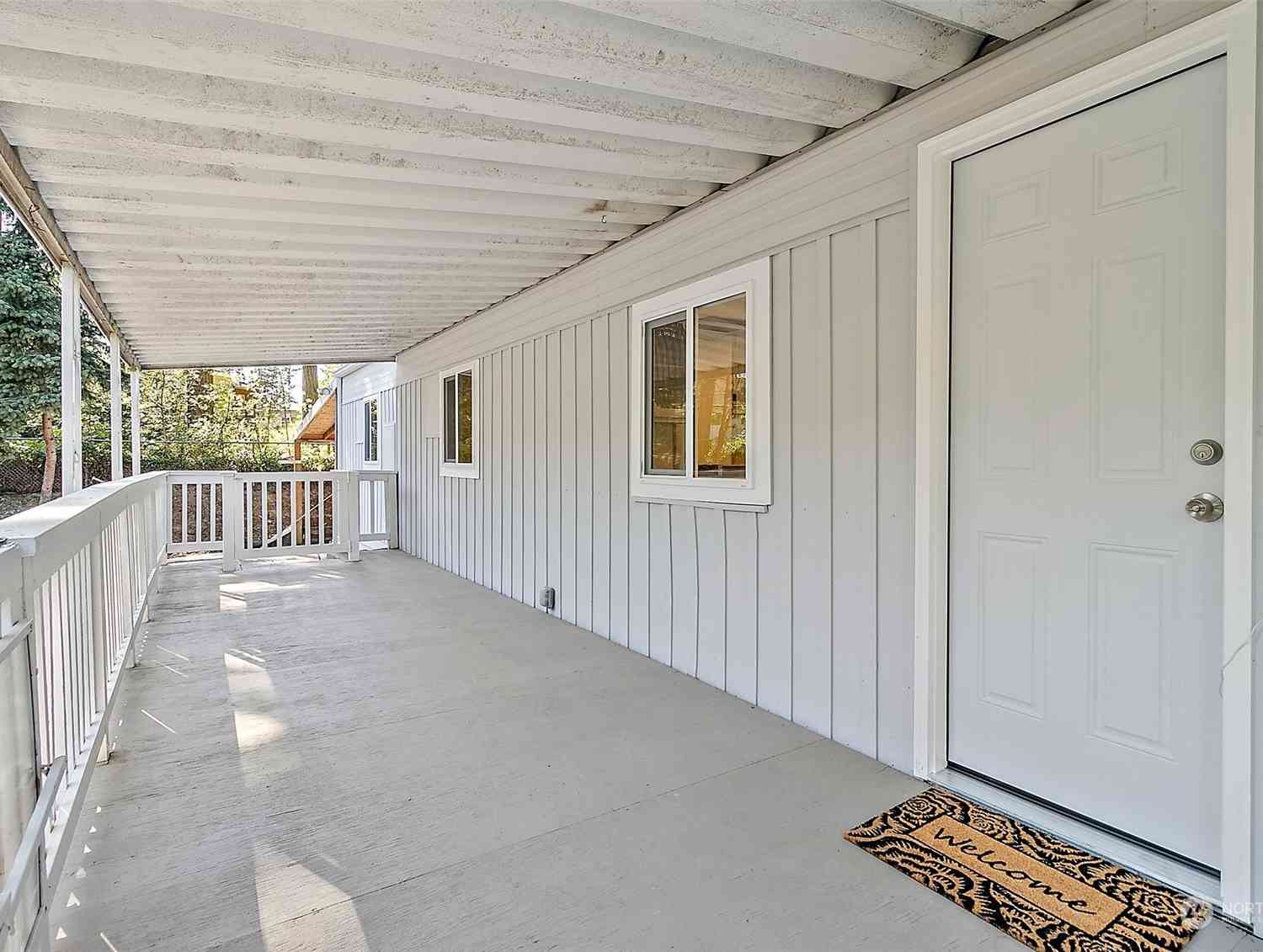 11410 205th Avenue, Bonney Lake, Washington image 2
