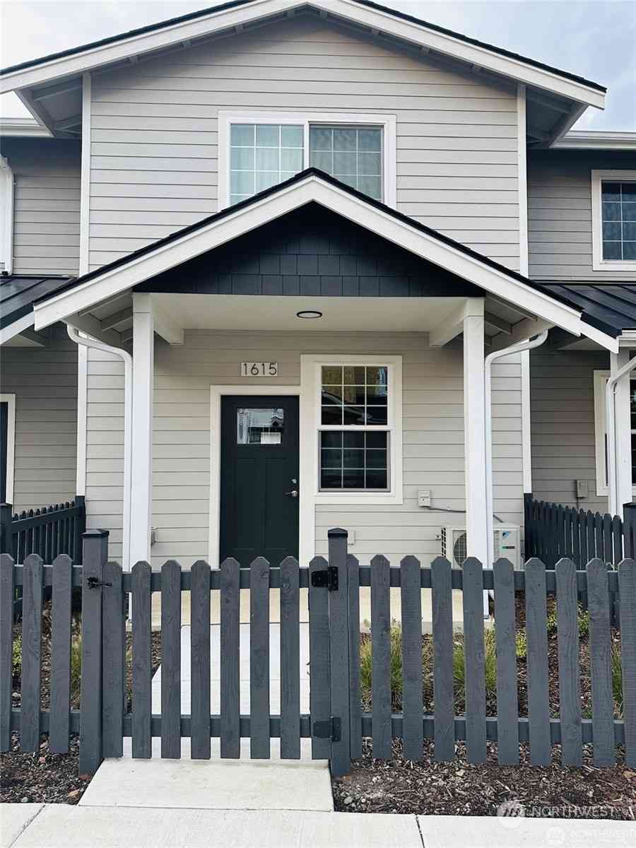 1615 Sunup Loop, Bellingham, Washington image 2