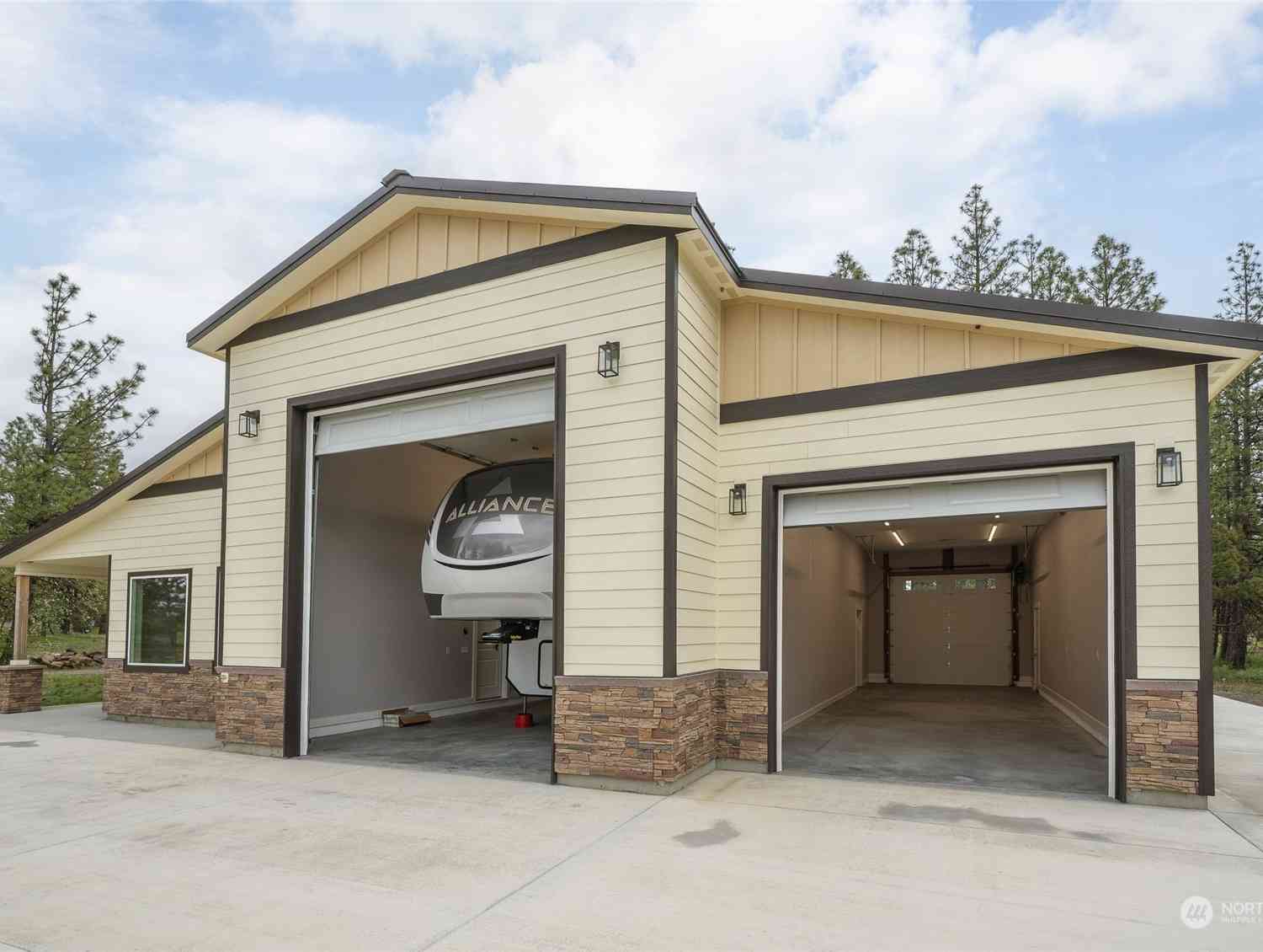 35315 S Bootstrap Ln, Cheney, Washington image 3