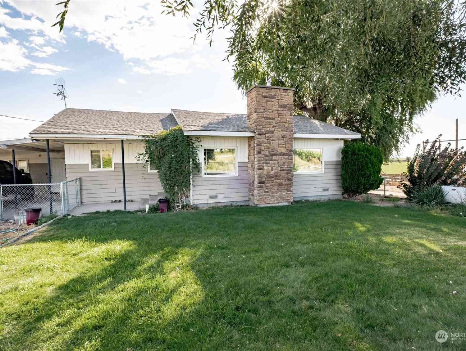 1621 N Outlook Rd, Outlook, Washington image 11