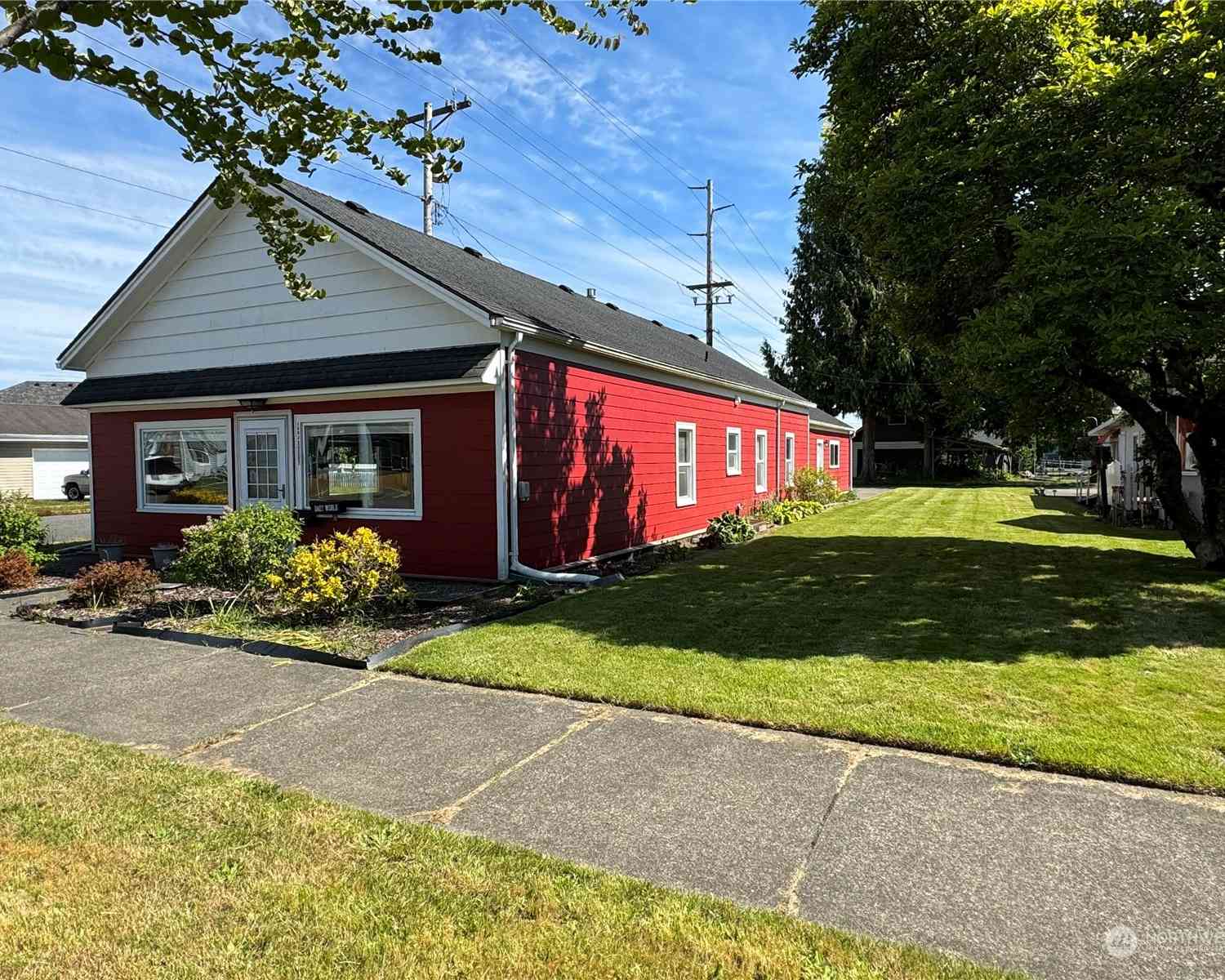 102 W Emerson Avenue, Hoquiam, Washington image 2