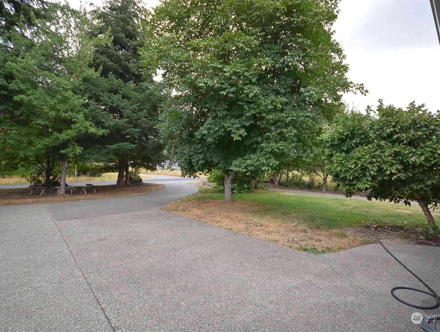 23911 Country Drive, Graham, Washington image 34