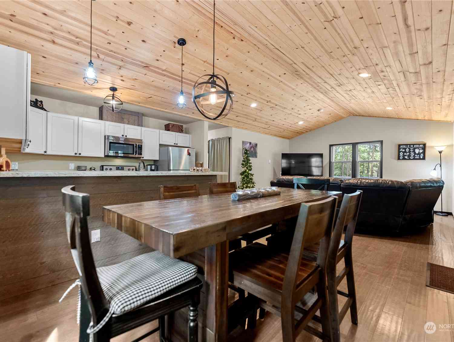25 Liberty Lane, Winthrop, Washington image 7