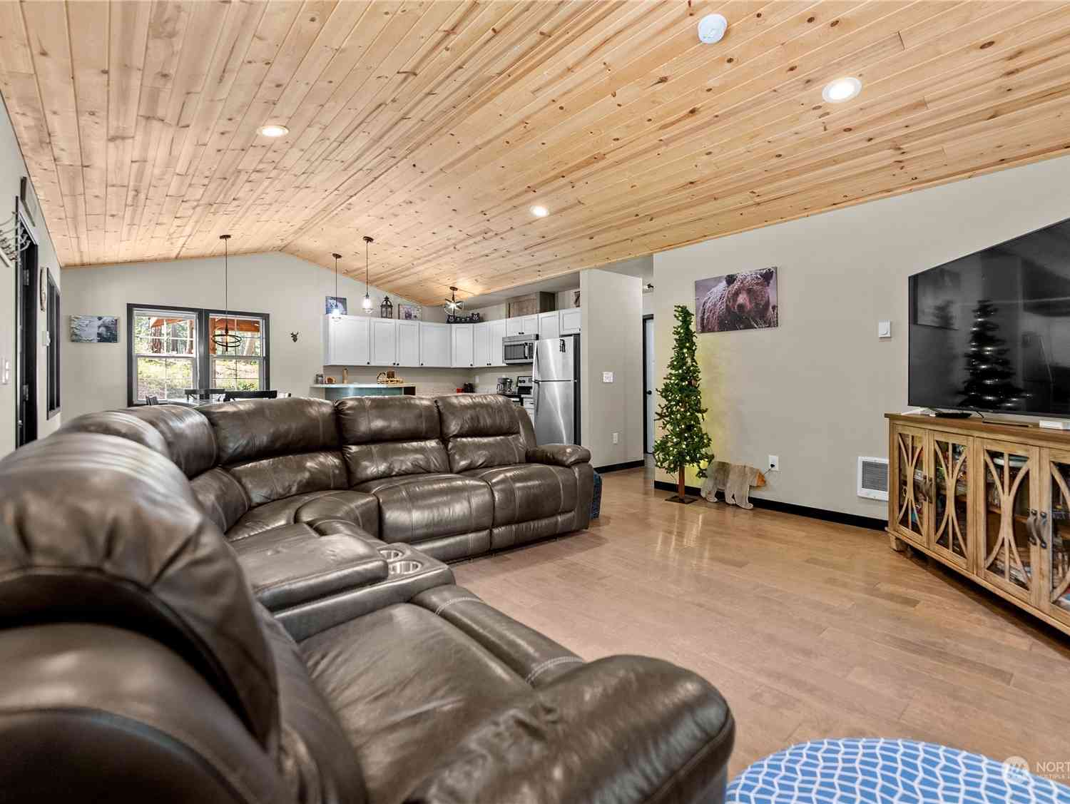 25 Liberty Lane, Winthrop, Washington image 6