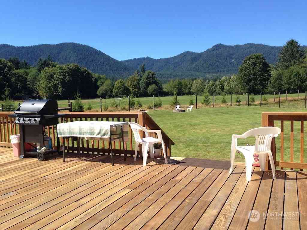 793 South Shore Road, Quinault, Washington image 7