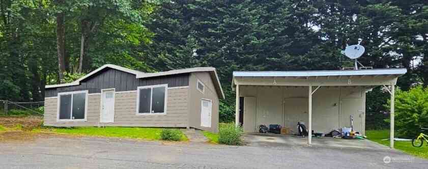 411 Grove Street #A, Shelton, Washington image 1