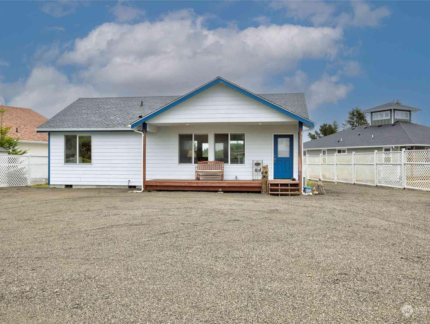 399 N Razor Clam Drive, Ocean Shores, Washington image 1