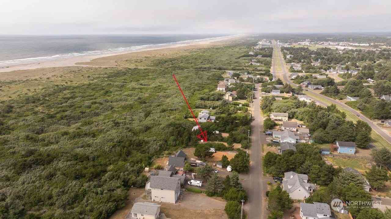 319 Sand Dune Avenue, Ocean Shores, Washington image 5