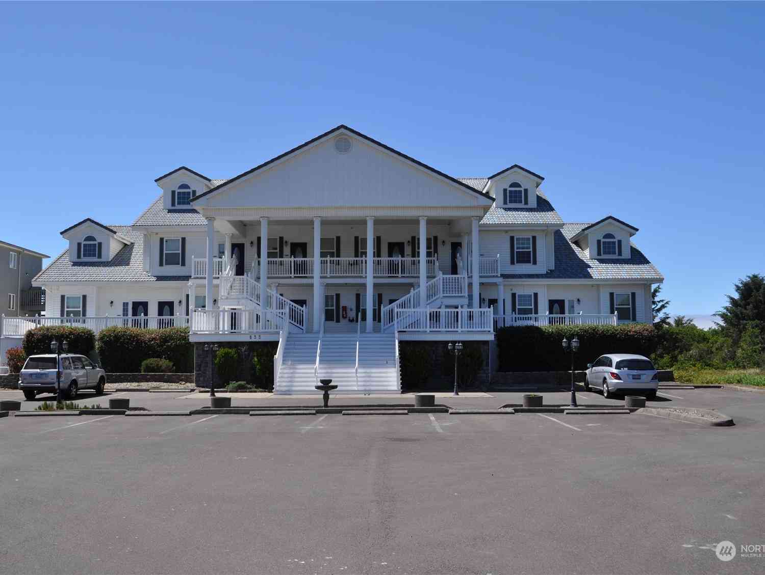 855 Ocean Shores Boulevard #105, Ocean Shores, Washington image 1