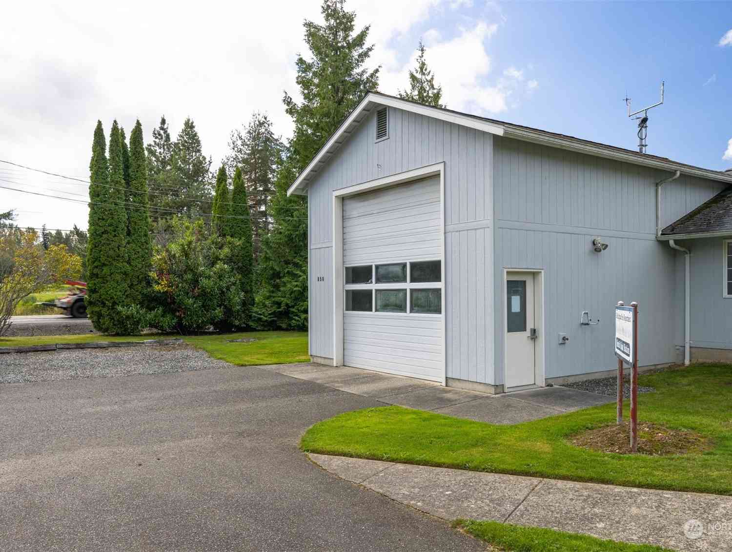 858 E Smith Road, Bellingham, Washington image 18