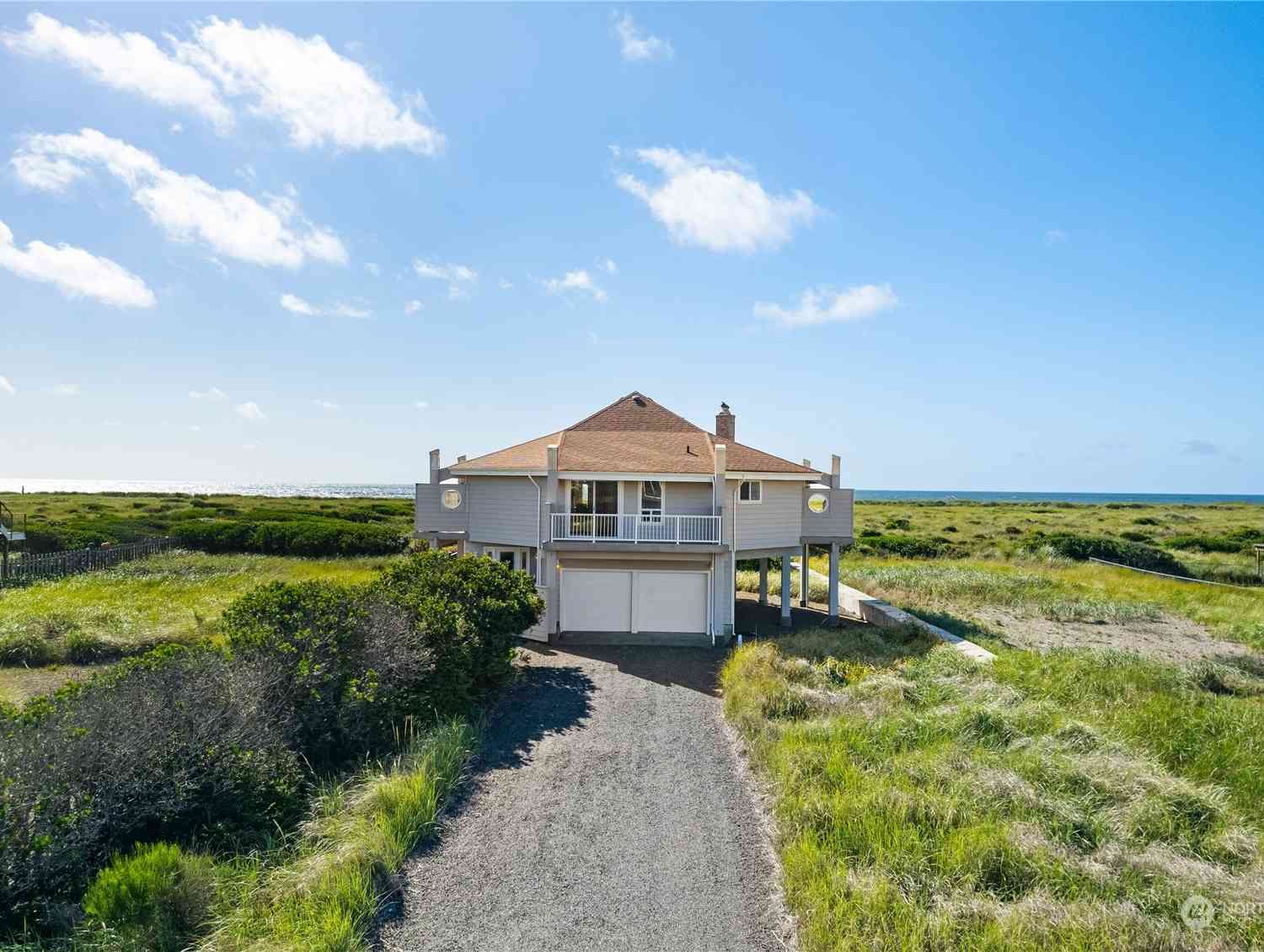 1163 Ocean Shores Boulevard, Ocean Shores, Washington image 1