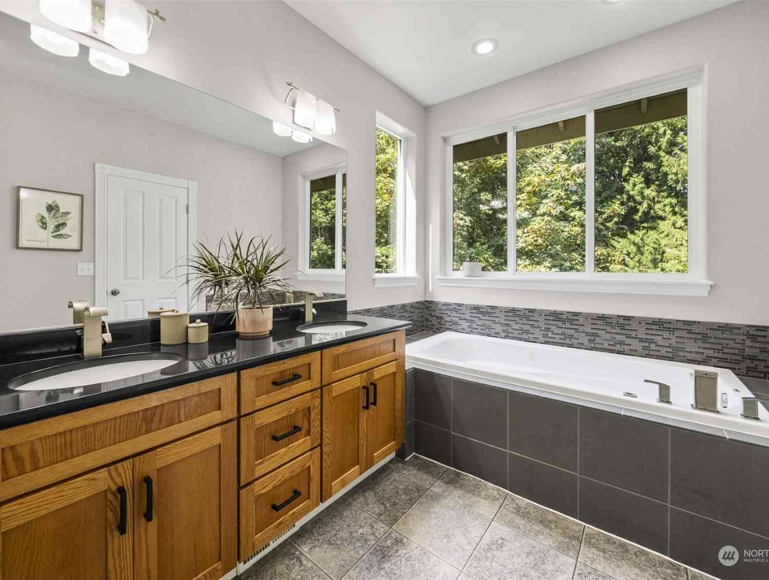 3107 Dorchester Drive, Tumwater, Washington image 13