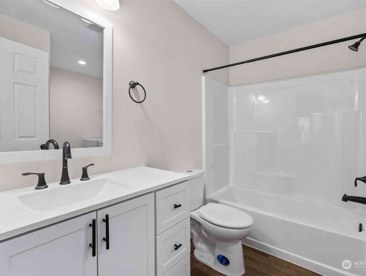 3107 Dorchester Drive, Tumwater, Washington image 27