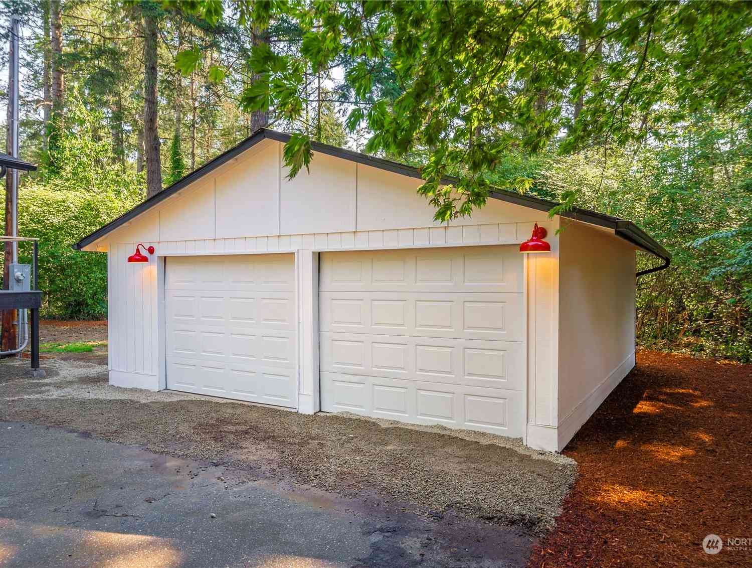 14504 Holiday Drive, Gig Harbor, Washington image 9