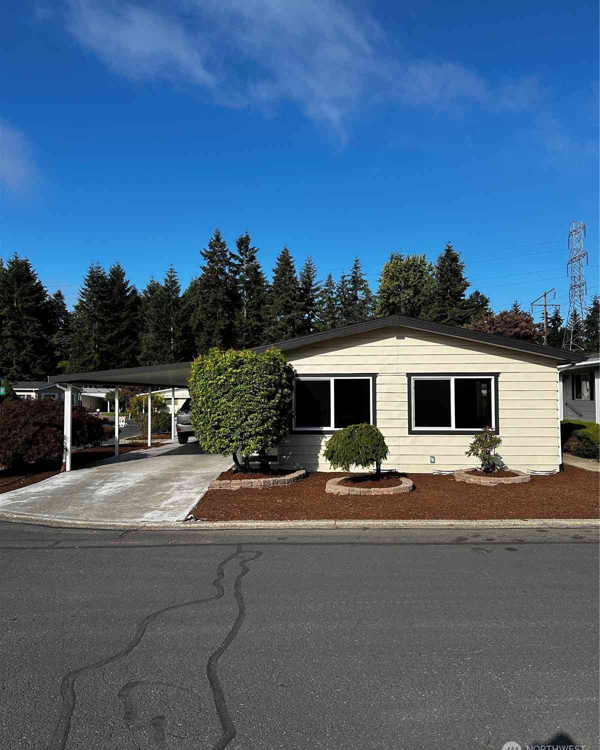 201 Union Avenue #42, Renton, Washington image 1