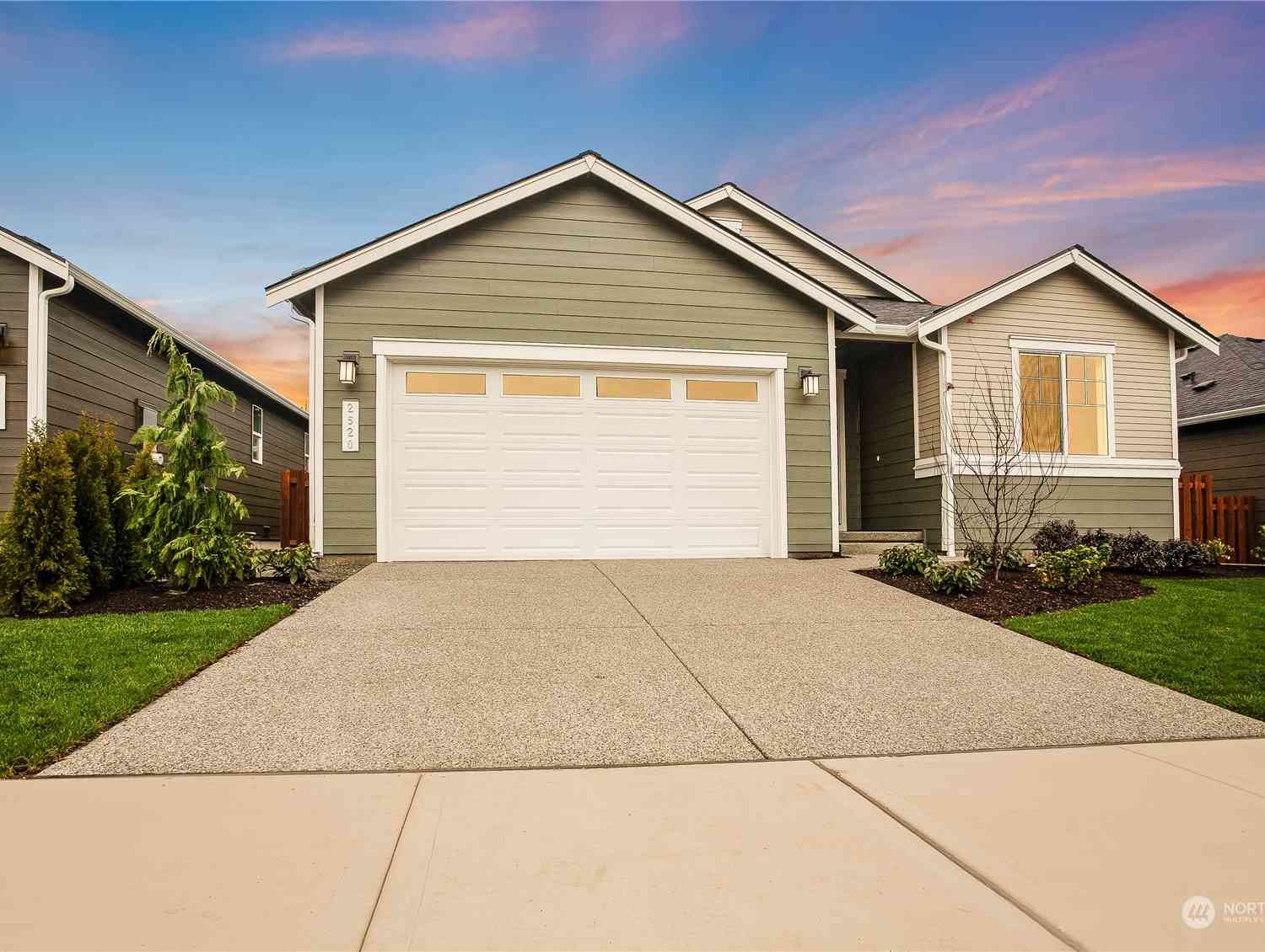 2520 Acer Loop, Lacey, Washington image 1