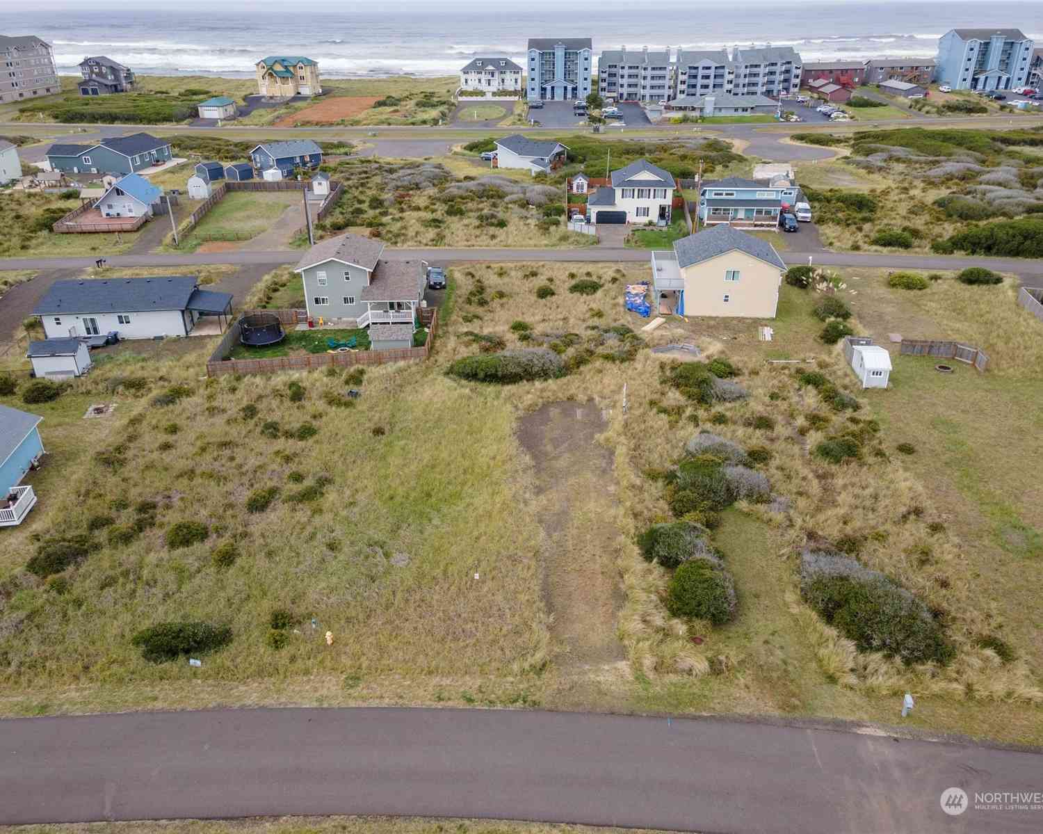 444 N Portal Loop, Ocean Shores, Washington image 7