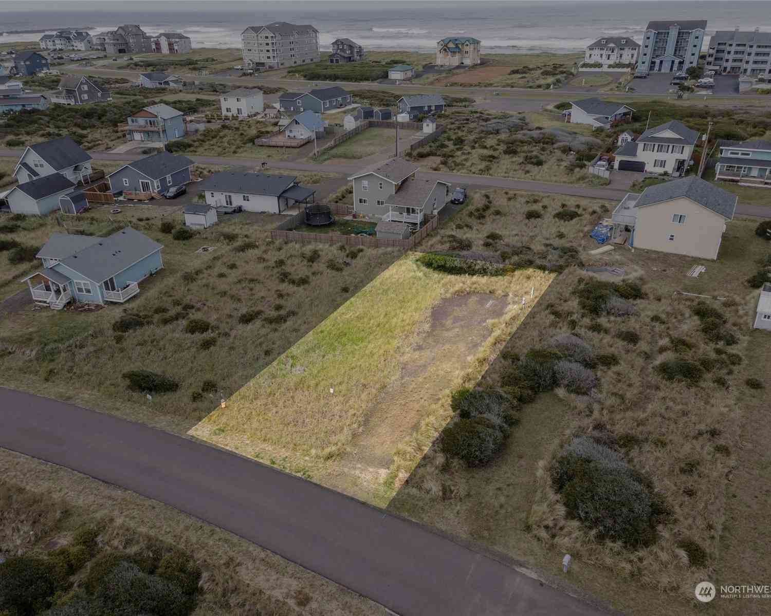 444 N Portal Loop, Ocean Shores, Washington image 5