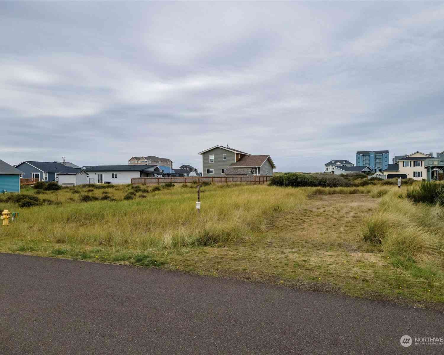 444 N Portal Loop, Ocean Shores, Washington image 17