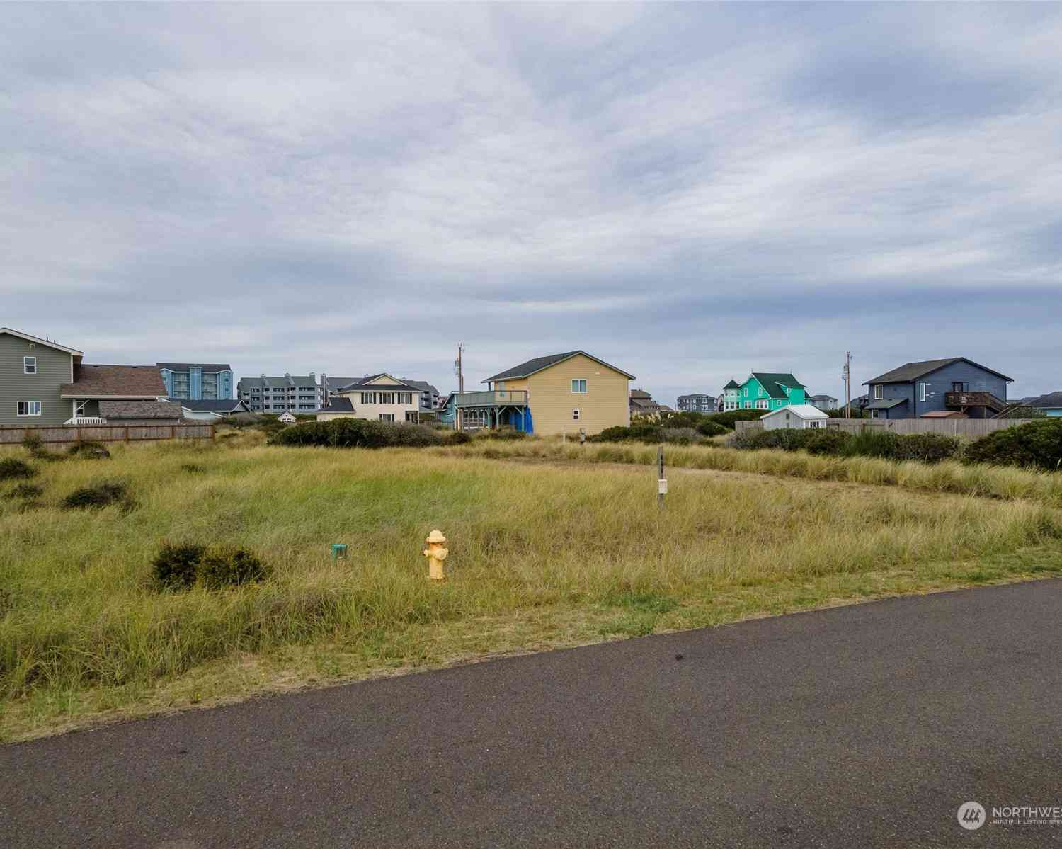 444 N Portal Loop, Ocean Shores, Washington image 16