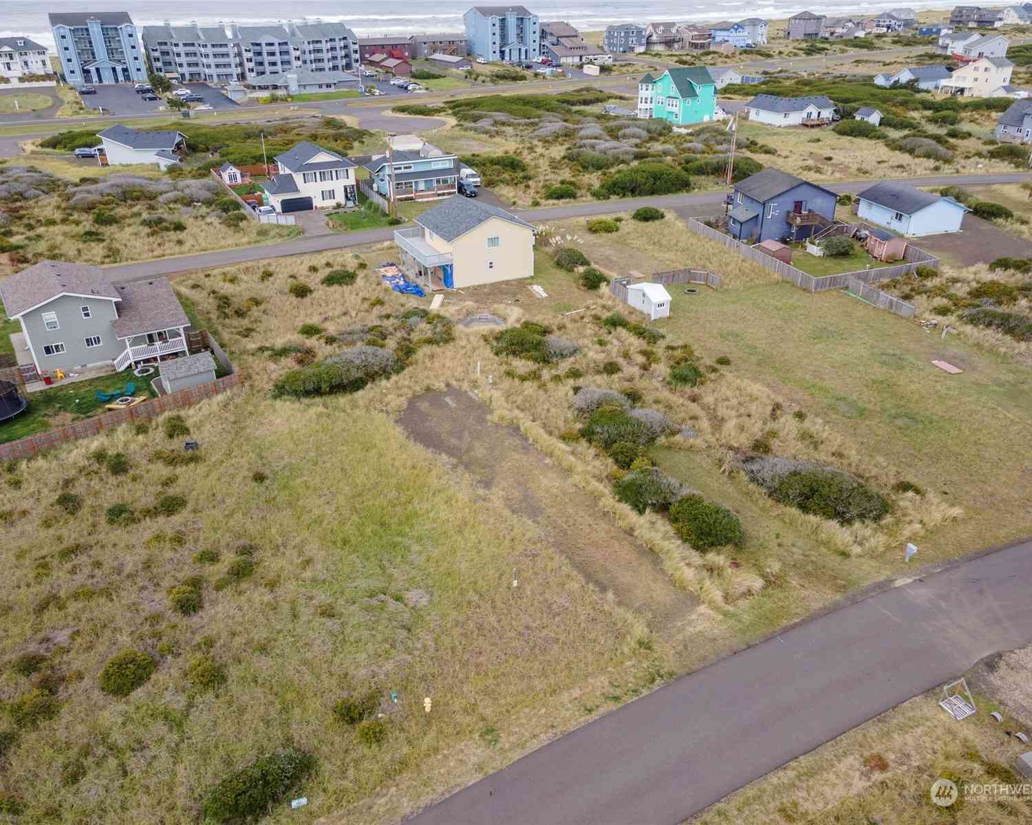 444 N Portal Loop, Ocean Shores, Washington image 9